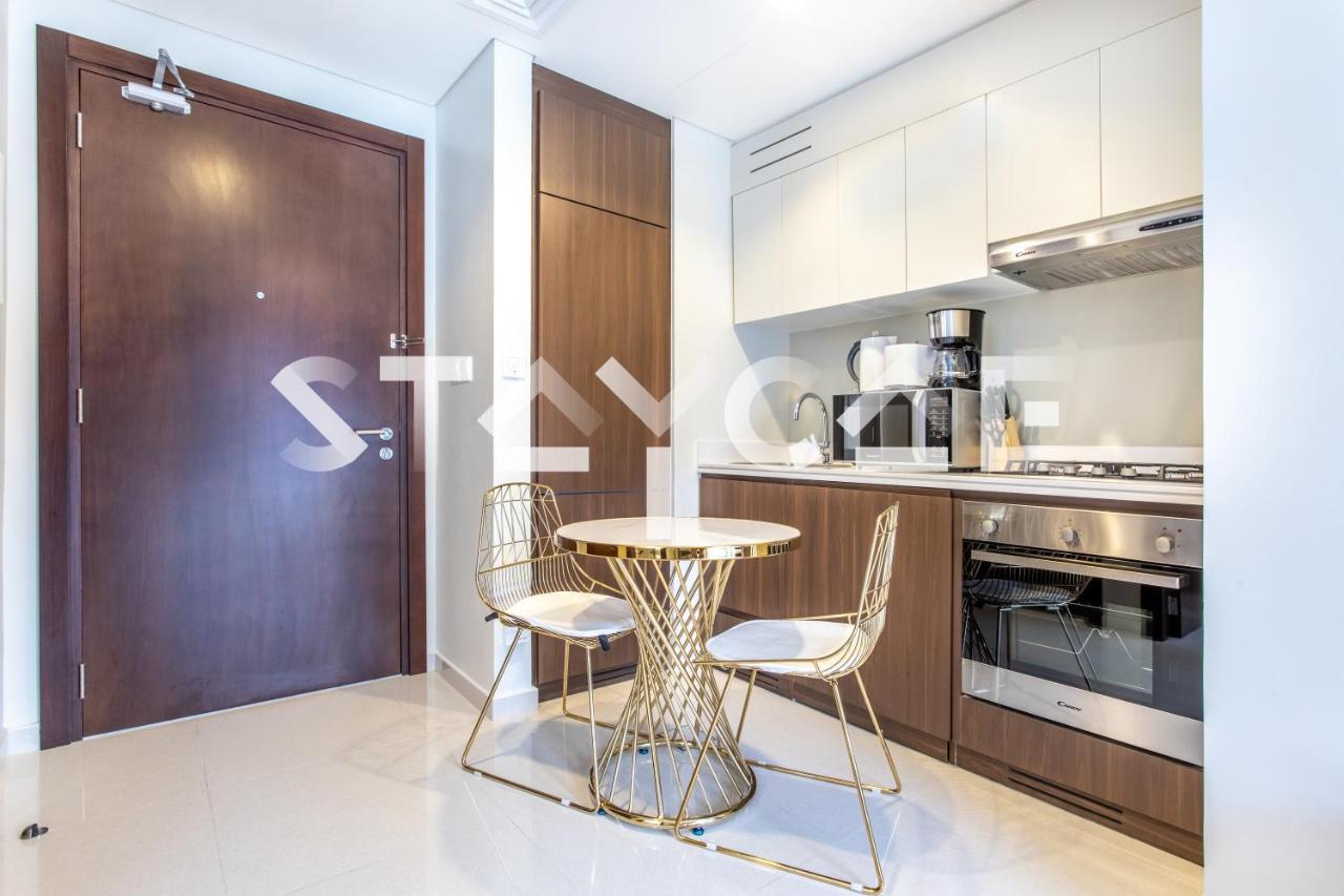 Vera By Damac Elegant Stay Near Downtown, Business Bay - Staycae Dubai Exterior photo